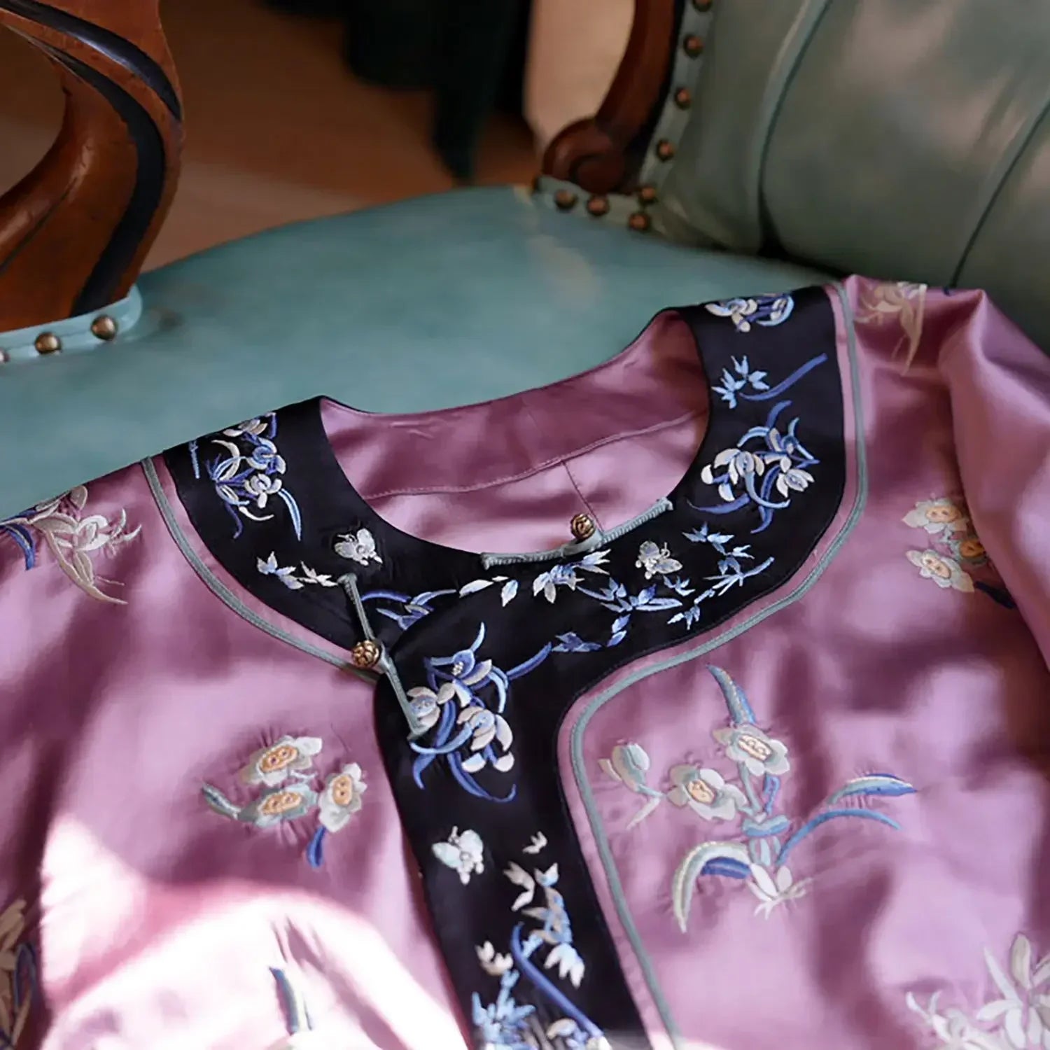 Qing Dynasty Vintage Satin Purple Flowers Printed Long Sleeves Tang Suit Tops Women Traditional Tang Blouse Online Chinese Store