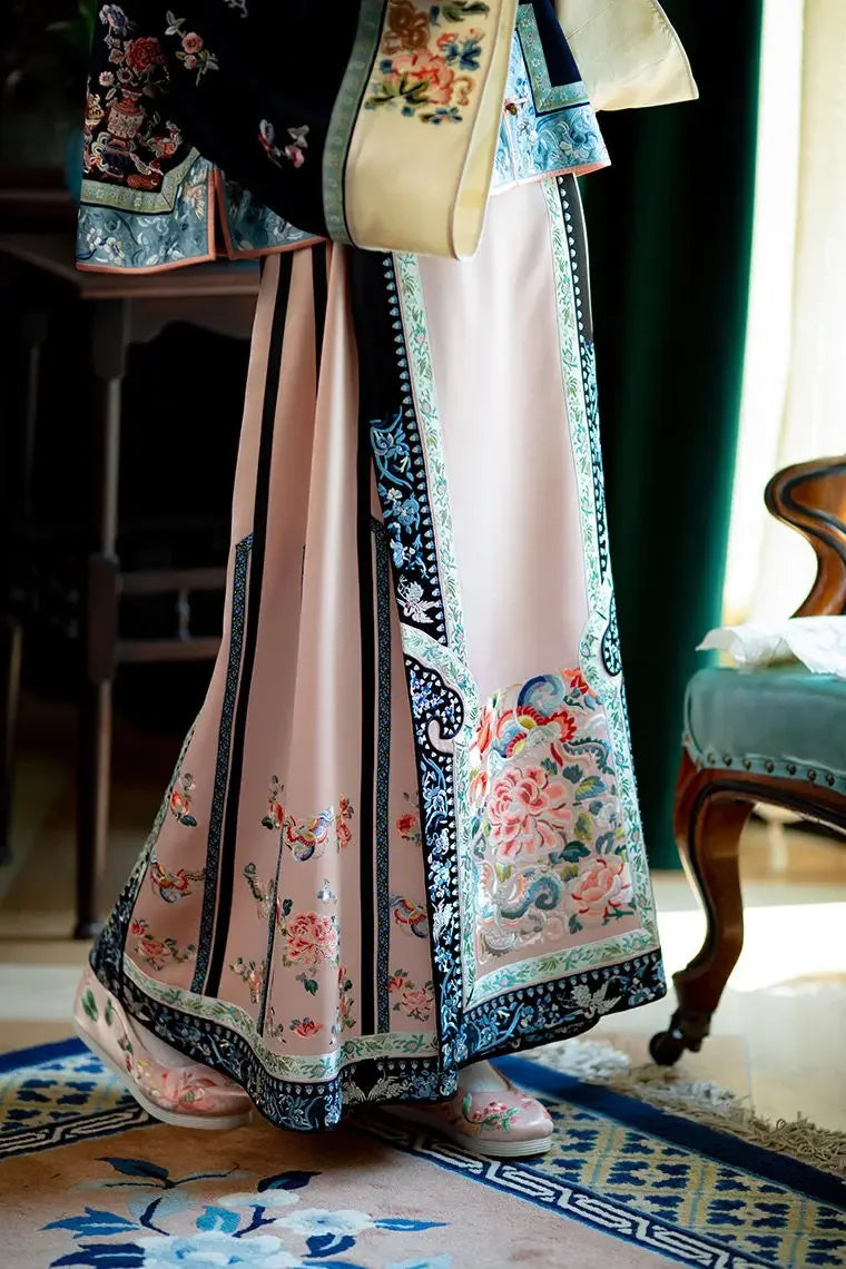 Autumn Traditional Chinese Women Clothing Black Printed Large Sleeves Top Pink Horse Faced Skirt Elegant Women Evening Dresses